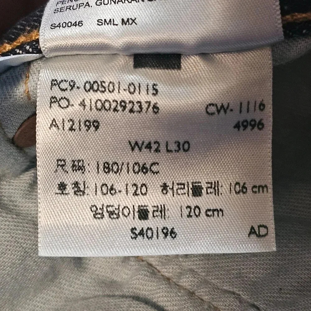 Levi's 501 Original Button Fly Jeans 42x30 Straight Leg Denim 4996 New w/o Tags - Picture 9 of 12
